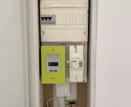 Quelle est la différence entre un compteur et un tableau électrique ?